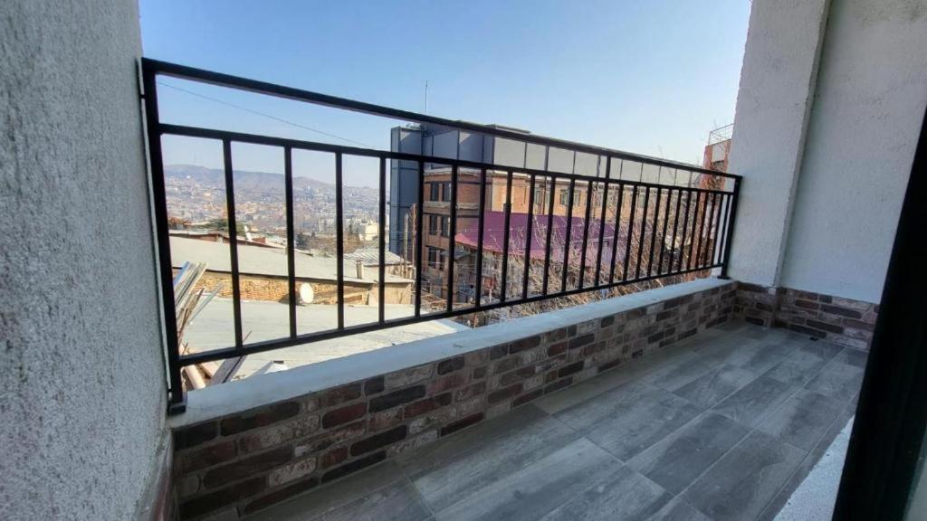 Brothers Apartments With Terrace In Old Tiflis Exterior foto